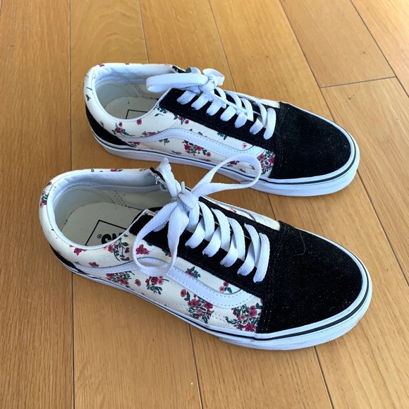 Vans Ditsy Floral Old Skool Sneakers - Picture 9 of 13